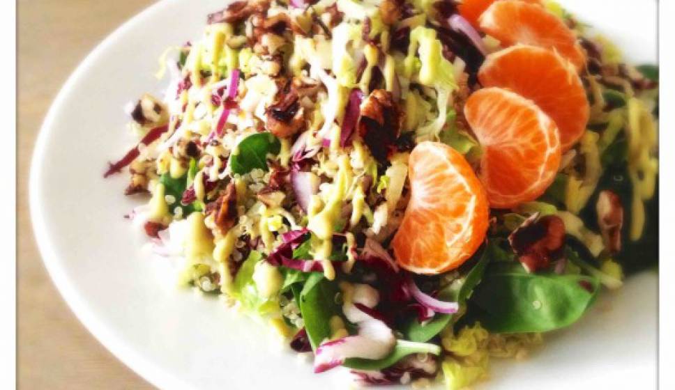 Oosterse Salade met Mandarijn & Pikante Walnoten