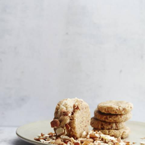 Cookie dough ice cream sandwiches | Easy Vegan met Julie