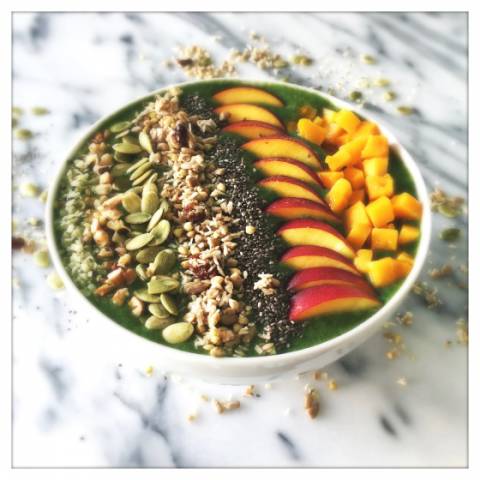 Platte Buik Groene Smoothie Bowl