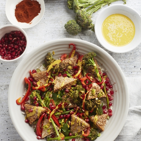Quick one pot meal: Sesame Crusted Tofu with Tenderstem Broccoli