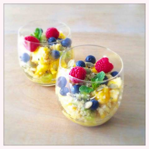 Quinoa Fruit Salad (Quick Protein Rich Breakfast!)