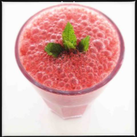 Raw Vegan Mint Raspberry Lemonade