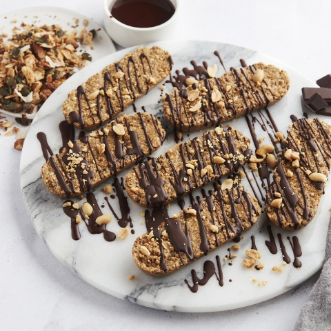 ‘Snickers’ Keto Granolarepen met Chocolade en Pindakaas