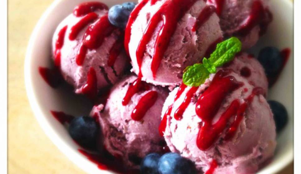Strawberry Cheesecake Ice Cream with Blueberry Syrup (No Ice Cream Machine Needed!)