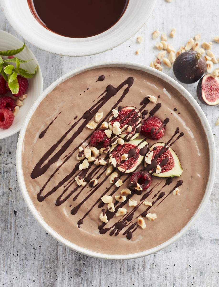 Keto Ontbijt_Nut-tella Chocolade Hazelnoot Smoothie Bowl_Keto in 15 Minuten Mediterraan 3