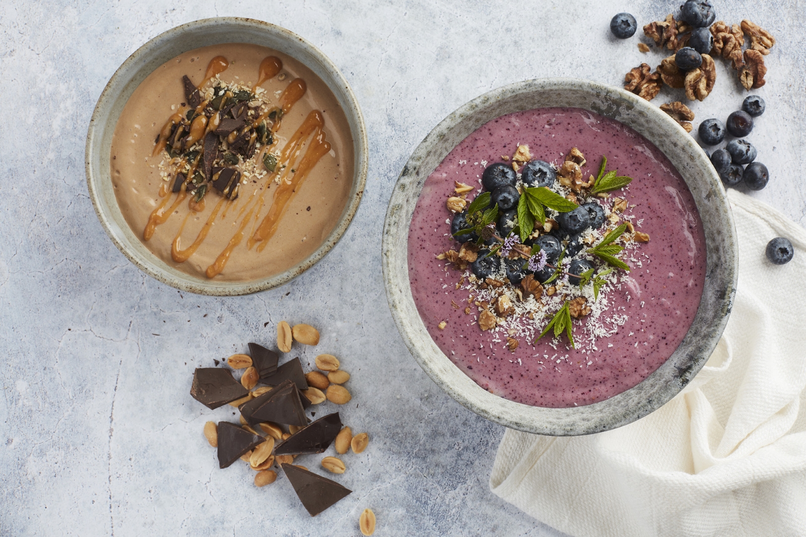 Snickers smoothie bowl_Blueberry Brain Booster smoothie bowl_Low Carb Lekker en Snel