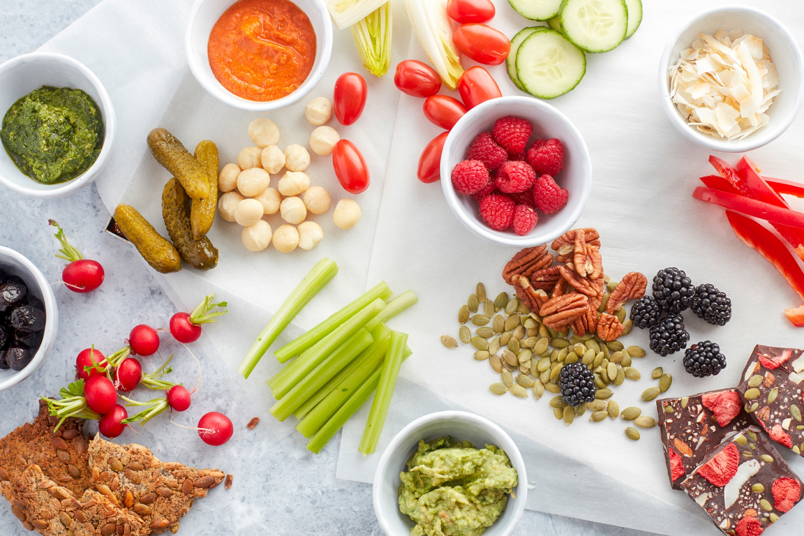 Easy vegan keto snack platter with fat-burner guacamole