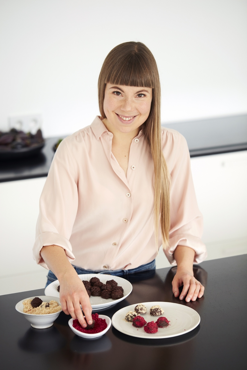 Vegan Chocoladetruffels uit mijn nieuwe boek ‘Low Carb Lekker en Snel’. Suikervrij, Lactosevrij, Keto Friendly