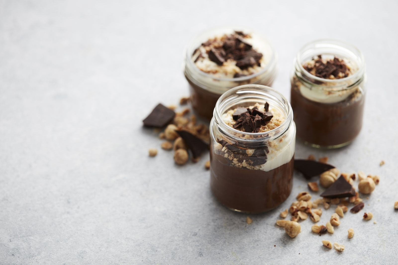 Sugar Free Vegan Chocolate Pudding from my new low carb cookbook 'Keto in 15 Minuten'. Dairy Free, Paleo, Whole 30.