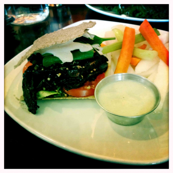 Raw Food Lunch at Suncafé, Los Angeles: Raw Portobello Sandwich