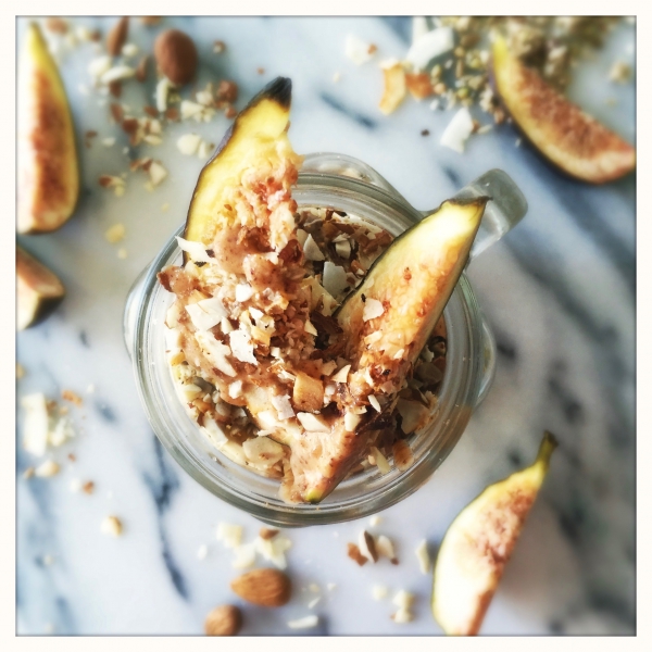 Fig Almond Butter Overnight Oats (Only 5 Ingredients!)