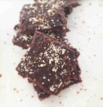 Chocolate Chia Crackers