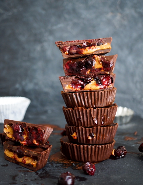 Blueberry Chocolate Almond Butter Cups